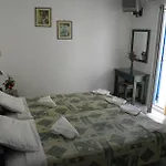 Hotel apartamentowy Rea Naxos City