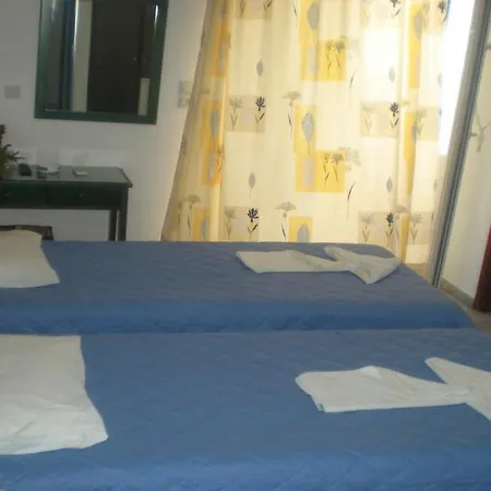 Apart-hotel Rea Naxos City