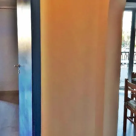 Rea Apartahotel Naxos City